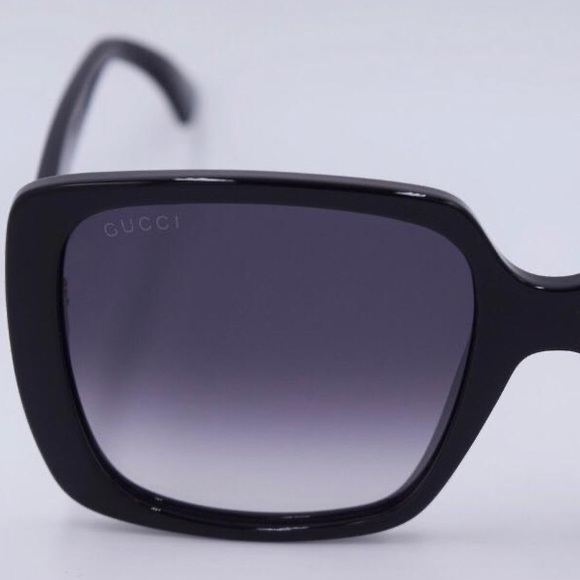 New-Gucci Oversized Women Sunglasses Authentic main image 5